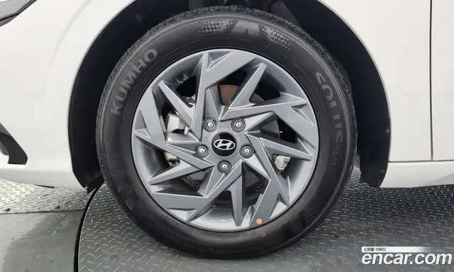 Hyundai Avante 2025 1.6 автомат (гидро), миниатюра 5