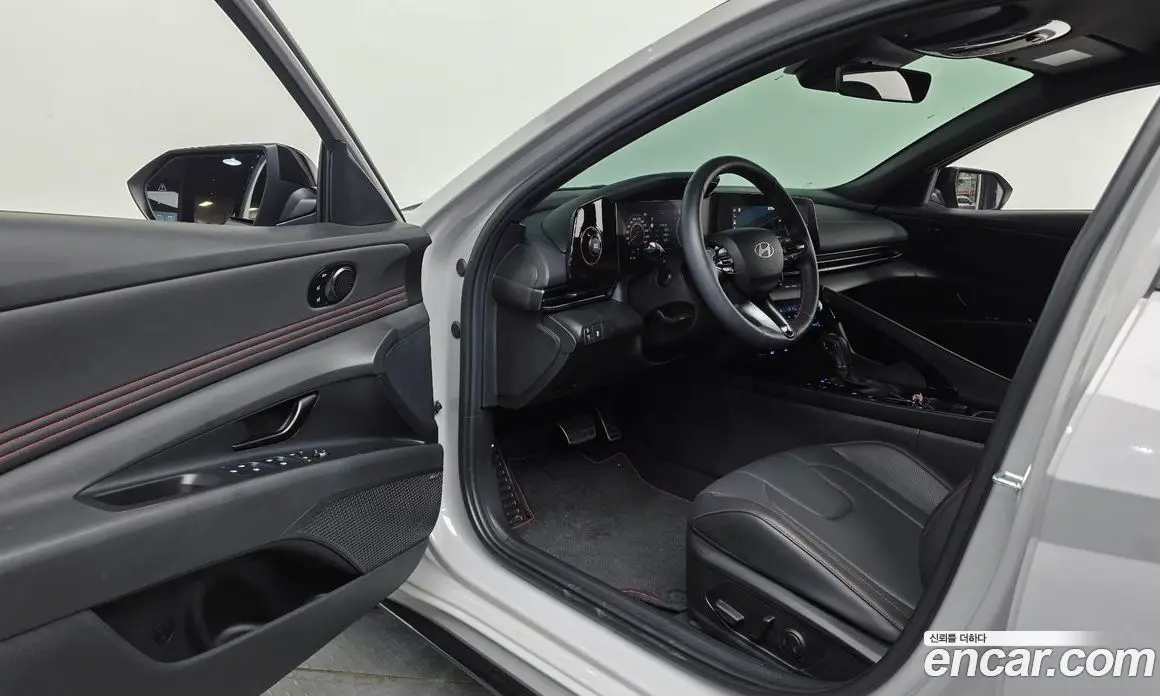 Hyundai Avante 2025 1.6 автомат (гидро), фото 12 Hyundai Avante 2025 1.6 автомат (гидро), фото 12