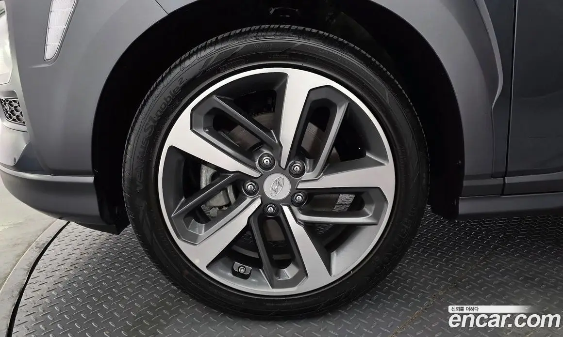 Hyundai Kona 2018 1.6 автомат (гидро), фото 5 Hyundai Kona 2018 1.6 автомат (гидро), фото 5