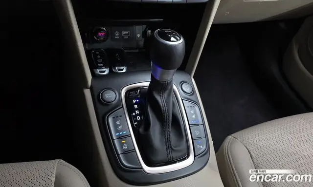 Hyundai Kona 2018 1.6 автомат (гидро), миниатюра 9 Hyundai Kona 2018 1.6 автомат (гидро), миниатюра 9