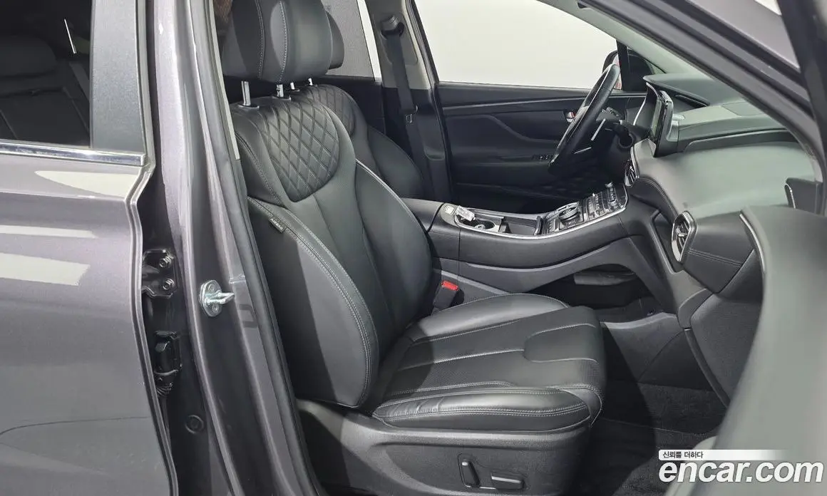 Hyundai Santa Fe 2022 2.2 автомат (гидро), фото 16 Hyundai Santa Fe 2022 2.2 автомат (гидро), фото 16
