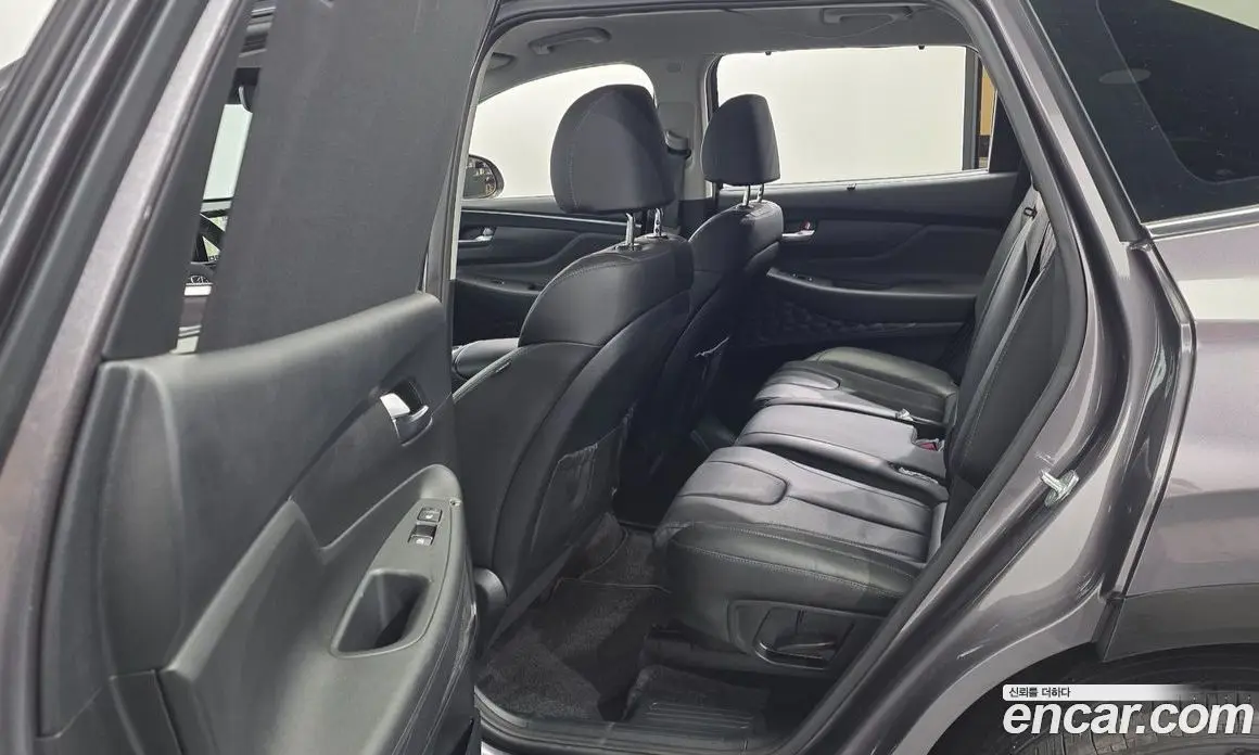Hyundai Santa Fe 2022 2.2 автомат (гидро), фото 17 Hyundai Santa Fe 2022 2.2 автомат (гидро), фото 17