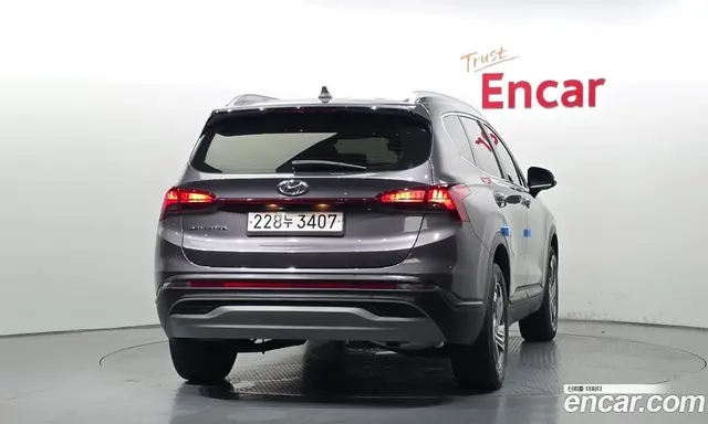 Hyundai Santa Fe 2022 2.2 автомат (гидро), миниатюра 4 Hyundai Santa Fe 2022 2.2 автомат (гидро), миниатюра 4