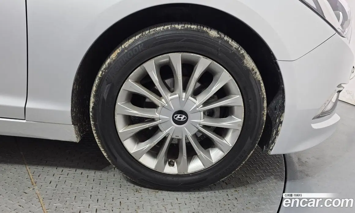 Hyundai Sonata 2014 2.0 автомат (гидро), фото 7 Hyundai Sonata 2014 2.0 автомат (гидро), фото 7