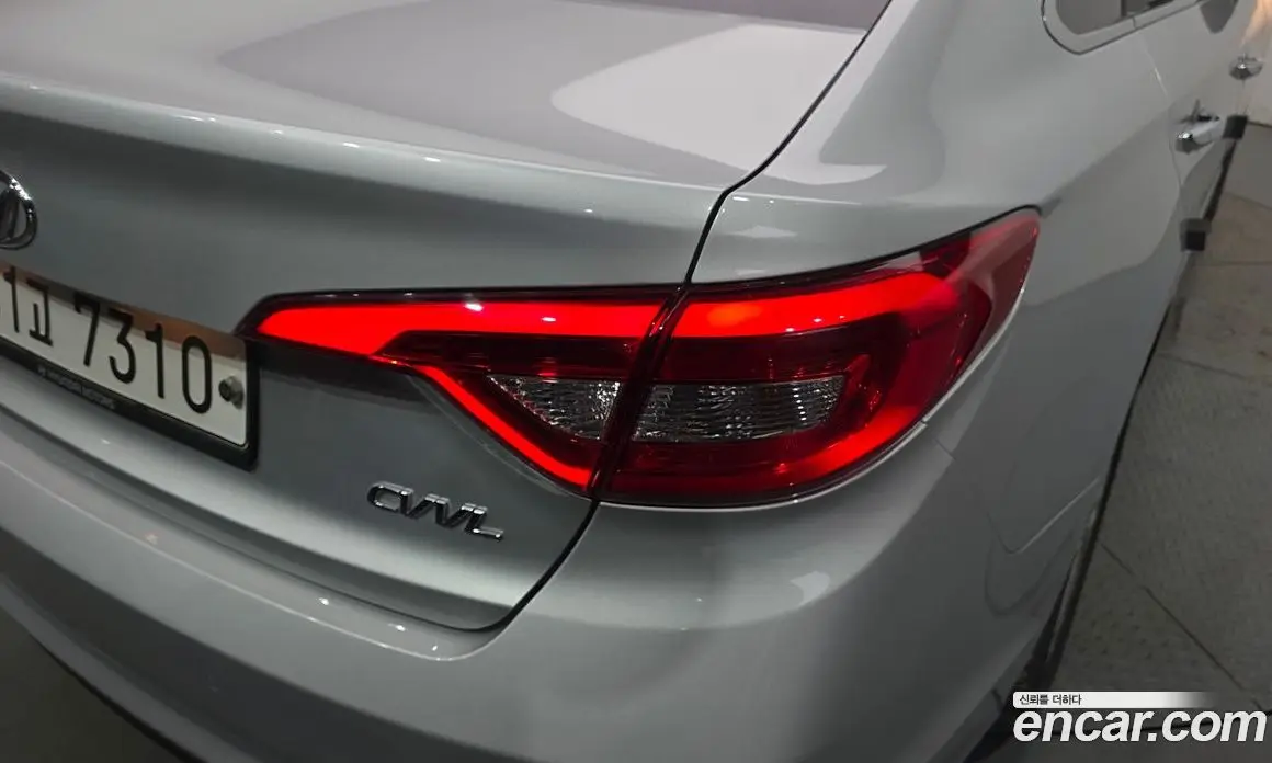Hyundai Sonata 2014 2.0 автомат (гидро), фото 9 Hyundai Sonata 2014 2.0 автомат (гидро), фото 9
