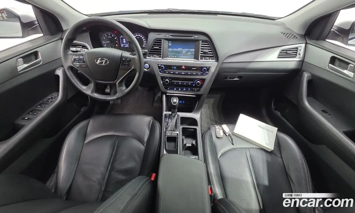 Hyundai Sonata 2014 2.0 автомат (гидро), фото 10 Hyundai Sonata 2014 2.0 автомат (гидро), фото 10