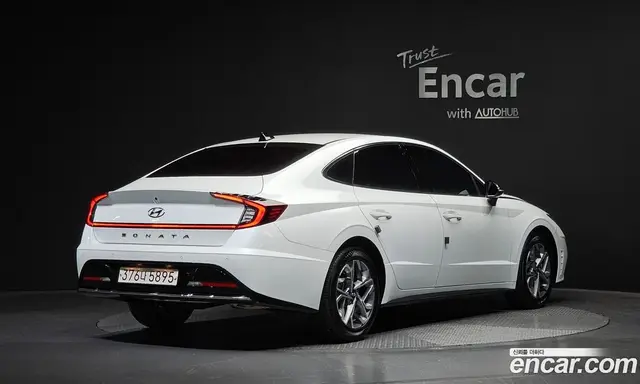 Hyundai Sonata 2021 2.0 автомат (гидро), миниатюра 2 Hyundai Sonata 2021 2.0 автомат (гидро), миниатюра 2