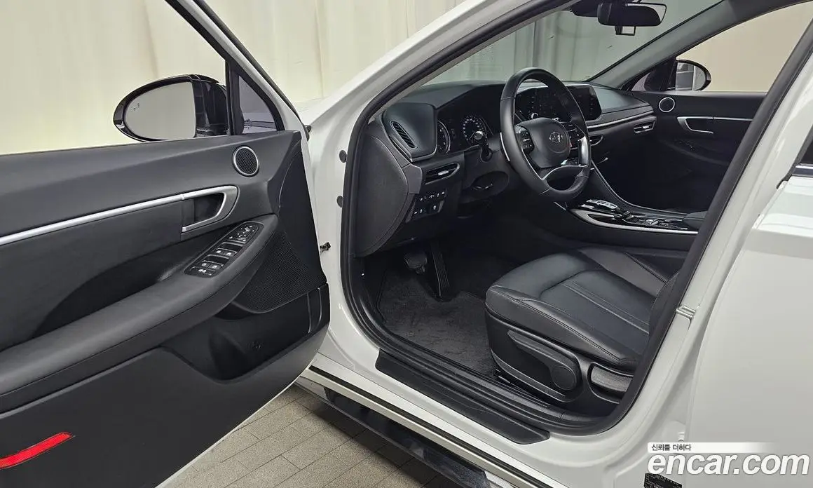 Hyundai Sonata 2021 2.0 автомат (гидро), фото 10 Hyundai Sonata 2021 2.0 автомат (гидро), фото 10