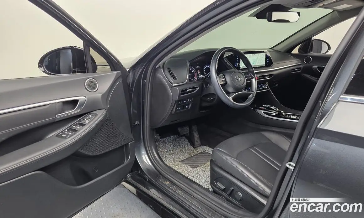 Hyundai Sonata 2021 2.0 автомат (гидро), фото 13 Hyundai Sonata 2021 2.0 автомат (гидро), фото 13