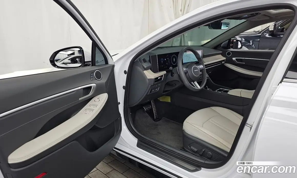 Hyundai Sonata 2025 1.6 автомат (гидро), фото 10 Hyundai Sonata 2025 1.6 автомат (гидро), фото 10