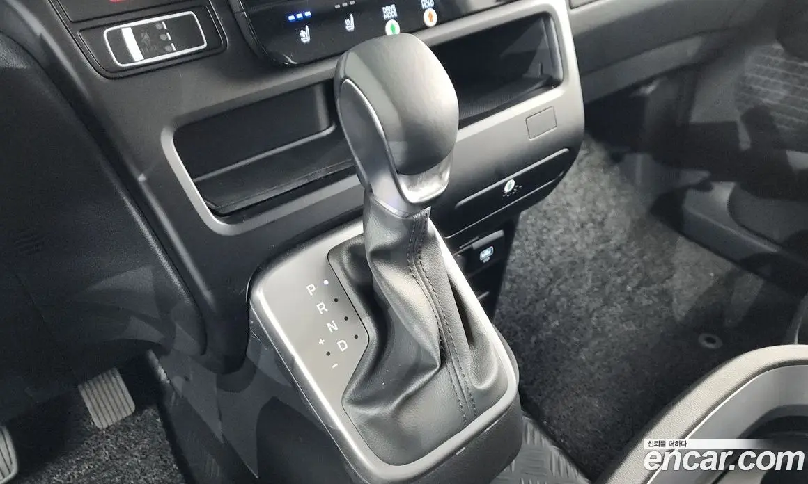 Hyundai Staria 2025 1.6 автомат (гидро), фото 11 Hyundai Staria 2025 1.6 автомат (гидро), фото 11