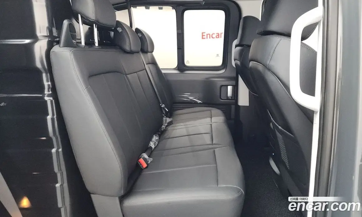 Hyundai Staria 2025 1.6 автомат (гидро), фото 16 Hyundai Staria 2025 1.6 автомат (гидро), фото 16