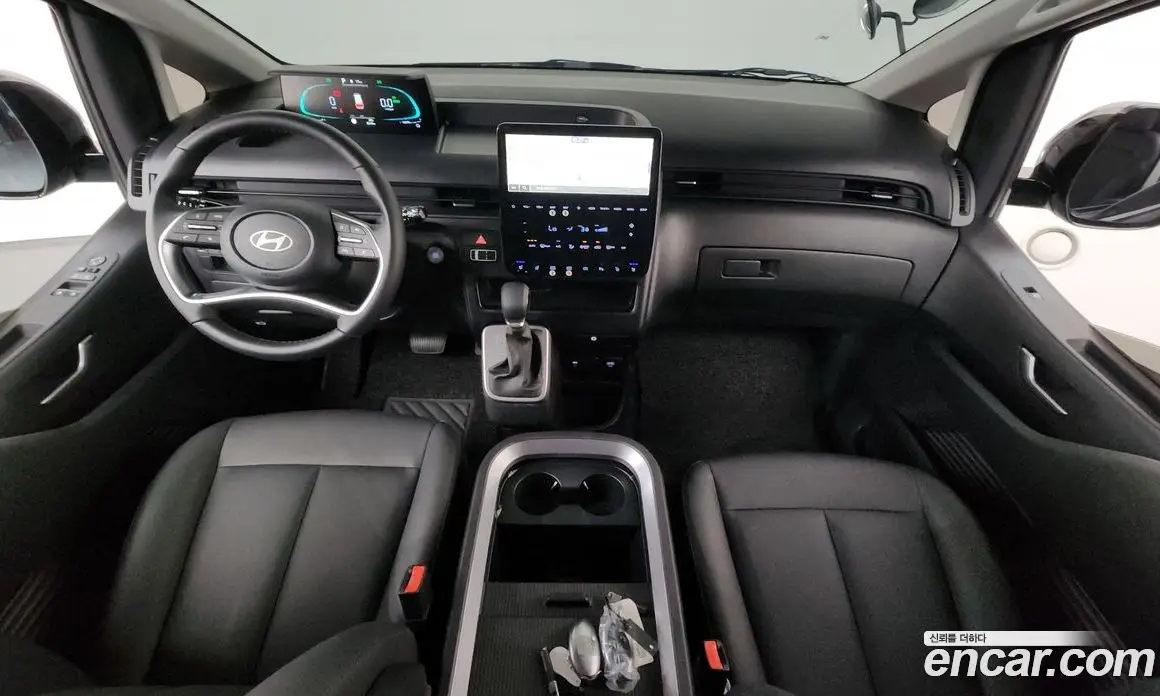 Hyundai Staria 2025 1.6 автомат (гидро), фото 9 Hyundai Staria 2025 1.6 автомат (гидро), фото 9