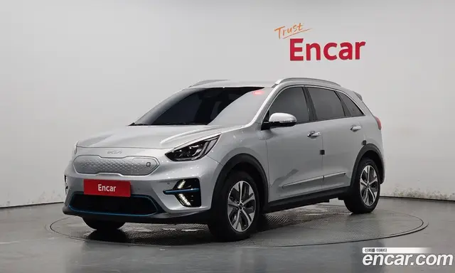 Kia Niro 2021 0.2 автомат (гидро), миниатюра 1 Kia Niro 2021 0.2 автомат (гидро), миниатюра 1