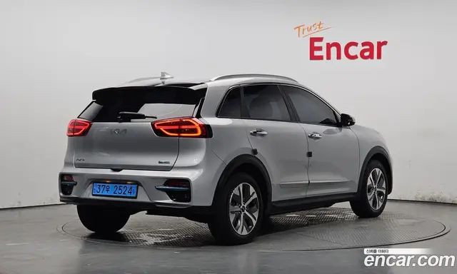 Kia Niro 2021 0.2 автомат (гидро), миниатюра 2 Kia Niro 2021 0.2 автомат (гидро), миниатюра 2
