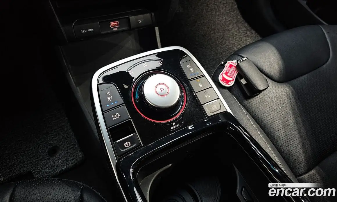 Kia Niro 2021 0.2 автомат (гидро), фото 12 Kia Niro 2021 0.2 автомат (гидро), фото 12