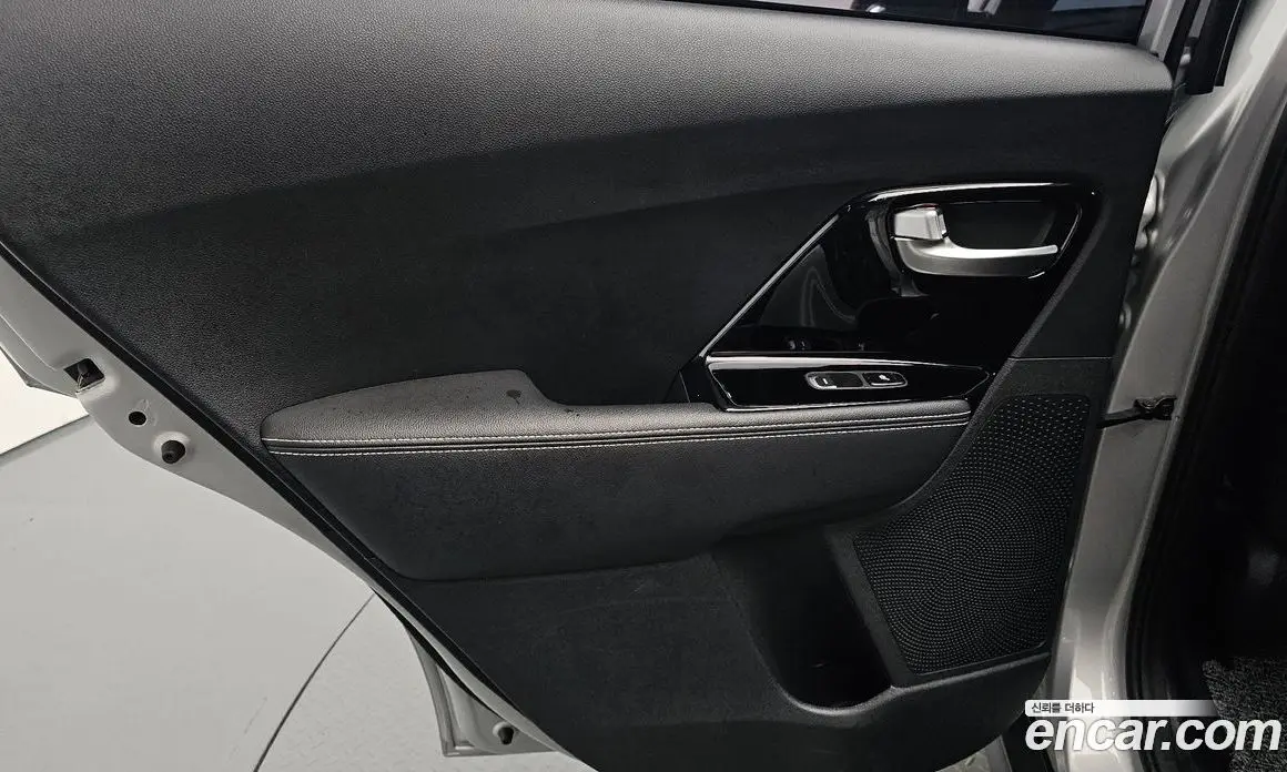 Kia Niro 2021 0.2 автомат (гидро), фото 15 Kia Niro 2021 0.2 автомат (гидро), фото 15