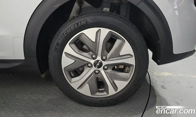 Kia Niro 2021 0.2 автомат (гидро), миниатюра 7 Kia Niro 2021 0.2 автомат (гидро), миниатюра 7