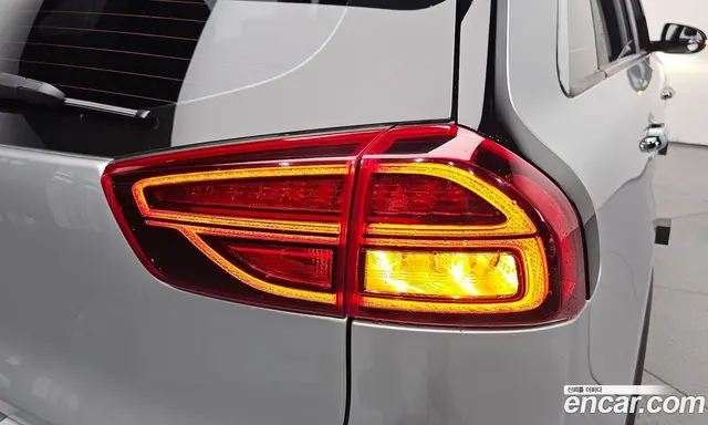Kia Niro 2021 0.2 автомат (гидро), миниатюра 9 Kia Niro 2021 0.2 автомат (гидро), миниатюра 9