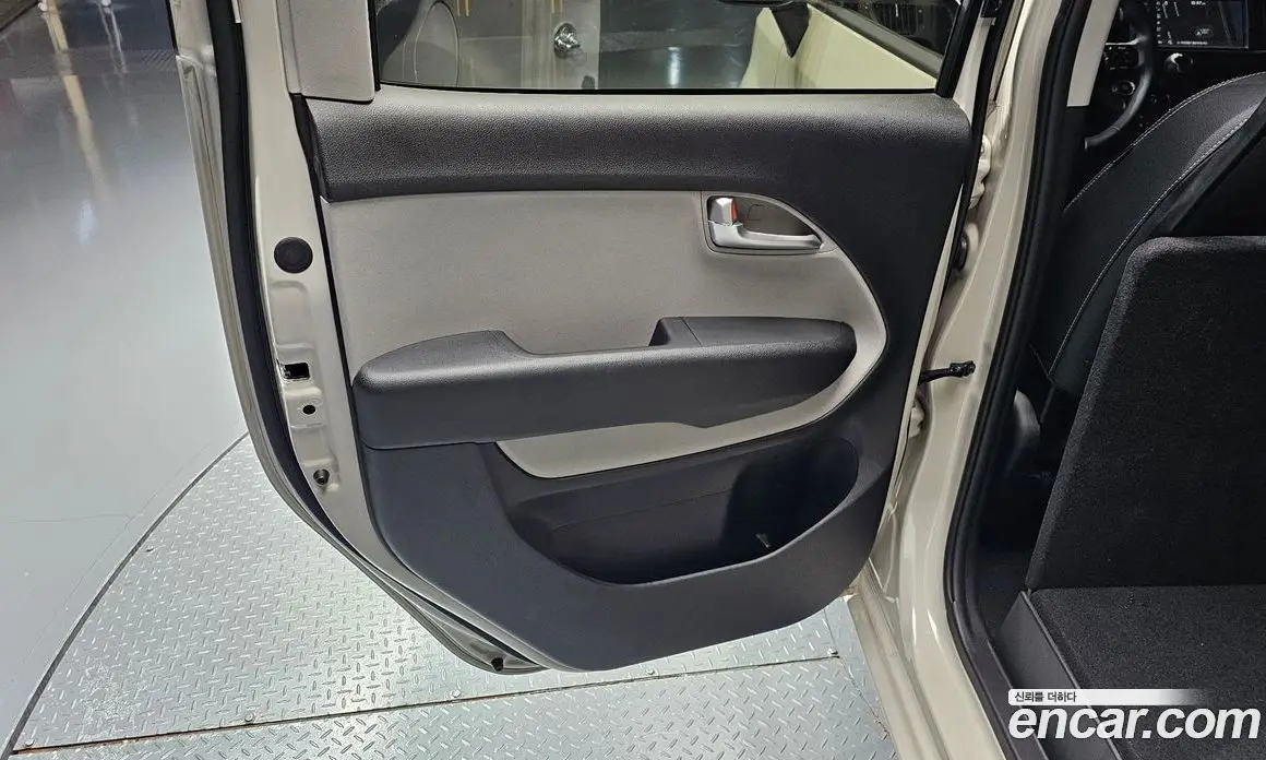 Kia Ray 2025 1.0 автомат (гидро), фото 15 Kia Ray 2025 1.0 автомат (гидро), фото 15