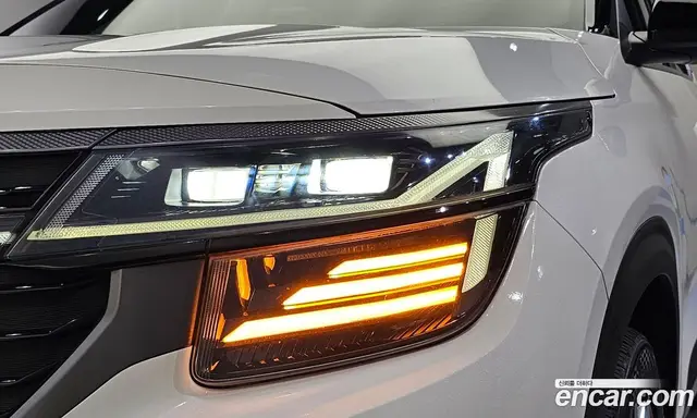 Kia Seltos 2023 1.6 автомат (гидро), миниатюра 8 Kia Seltos 2023 1.6 автомат (гидро), миниатюра 8