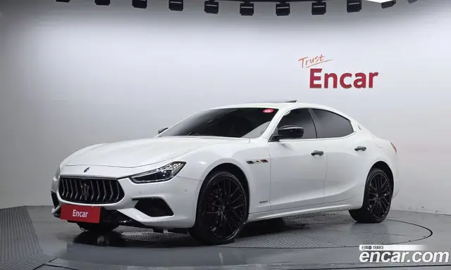 Maserati Ghibli 2019 3.0 автомат (гидро), миниатюра 1