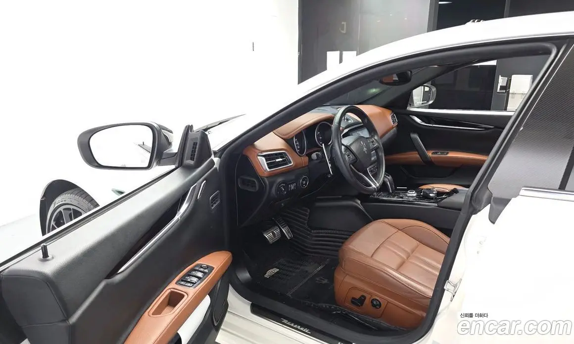 Maserati Ghibli 2019 3.0 автомат (гидро), фото 13