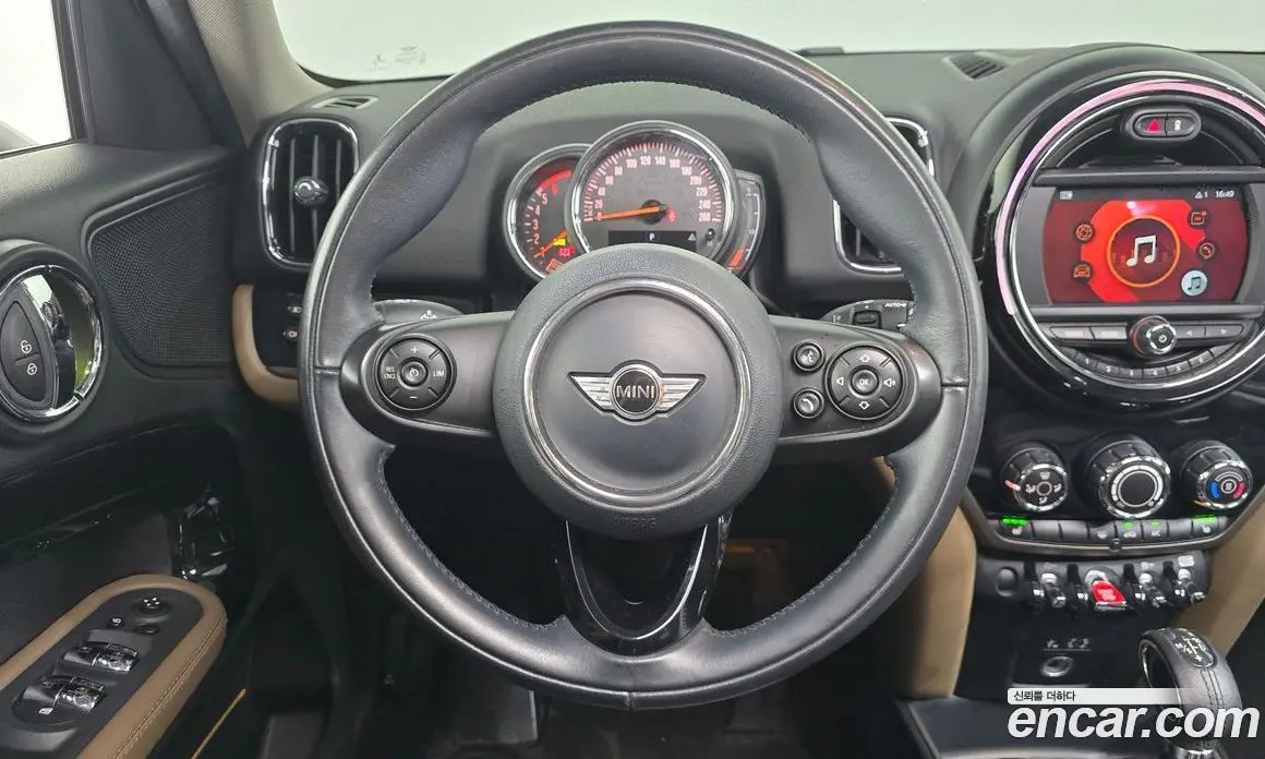 Mini Countryman 2018 2.0 автомат (гидро), фото 19 Mini Countryman 2018 2.0 автомат (гидро), фото 19