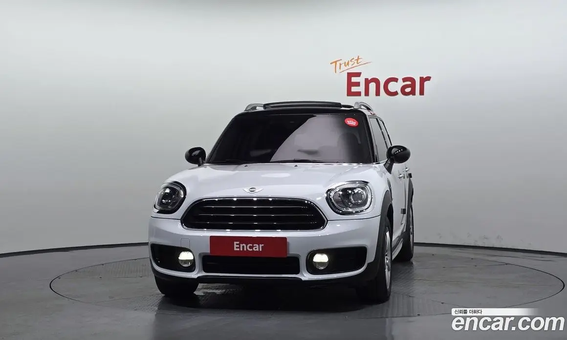 Mini Countryman 2018 2.0 автомат (гидро), фото 3 Mini Countryman 2018 2.0 автомат (гидро), фото 3