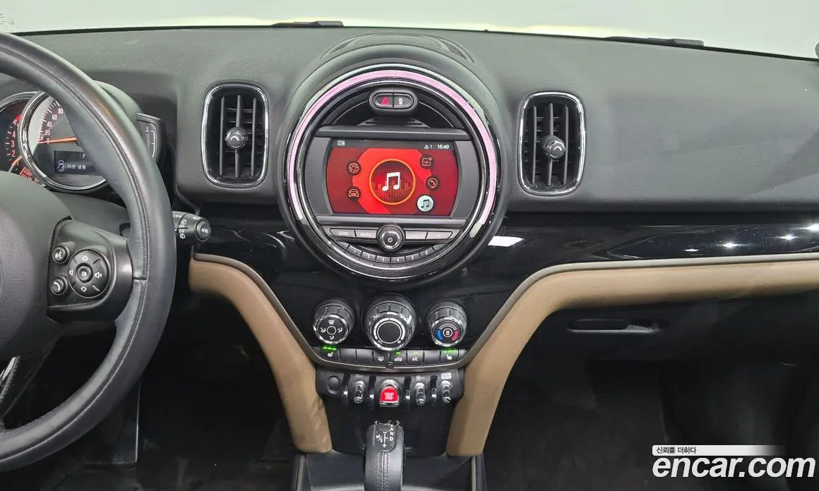 Mini Countryman 2018 2.0 автомат (гидро), фото 24 Mini Countryman 2018 2.0 автомат (гидро), фото 24