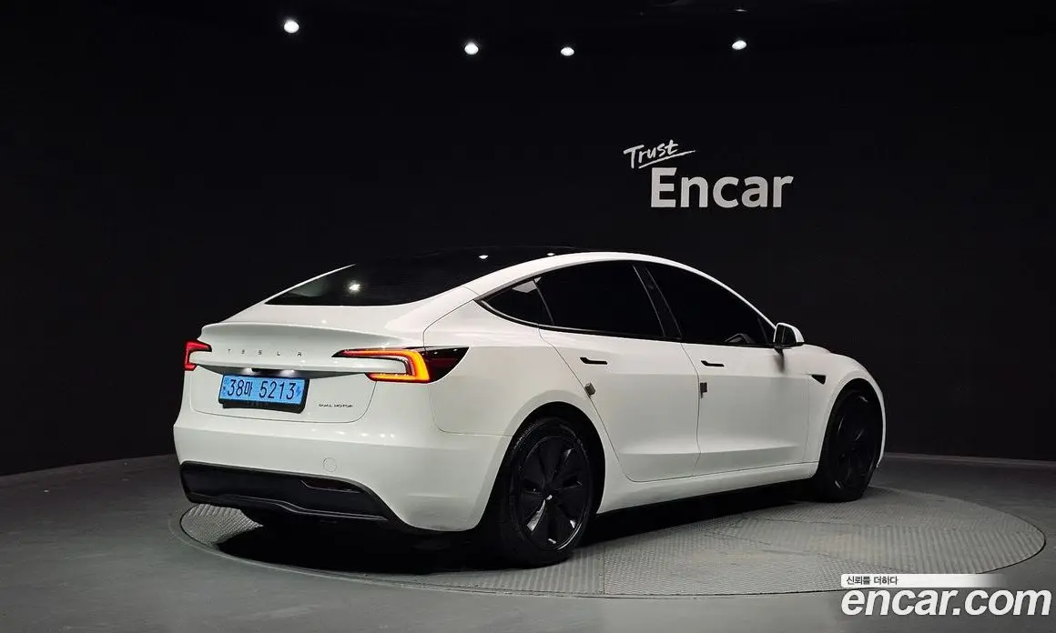 Tesla Model 3 2024 0.2 автомат (гидро), фото 2 Tesla Model 3 2024 0.2 автомат (гидро), фото 2