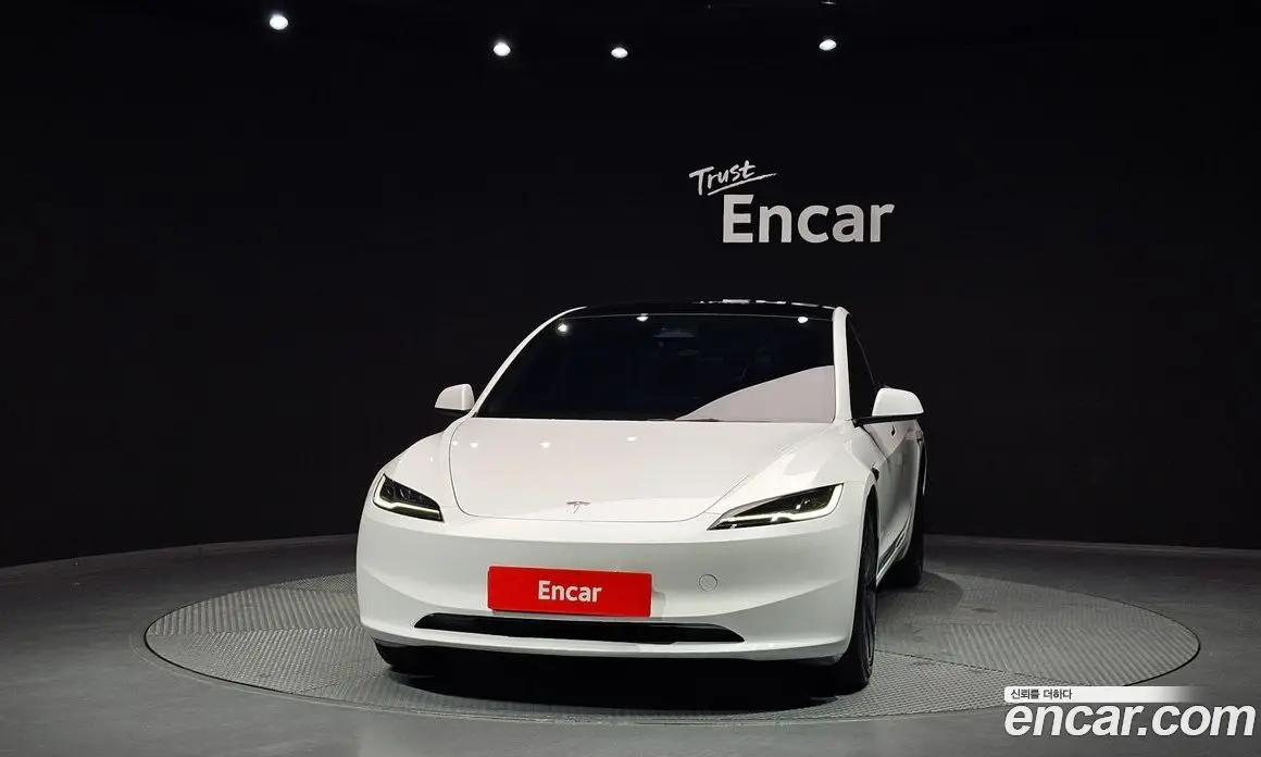 Tesla Model 3 2024 0.2 автомат (гидро), фото 3 Tesla Model 3 2024 0.2 автомат (гидро), фото 3