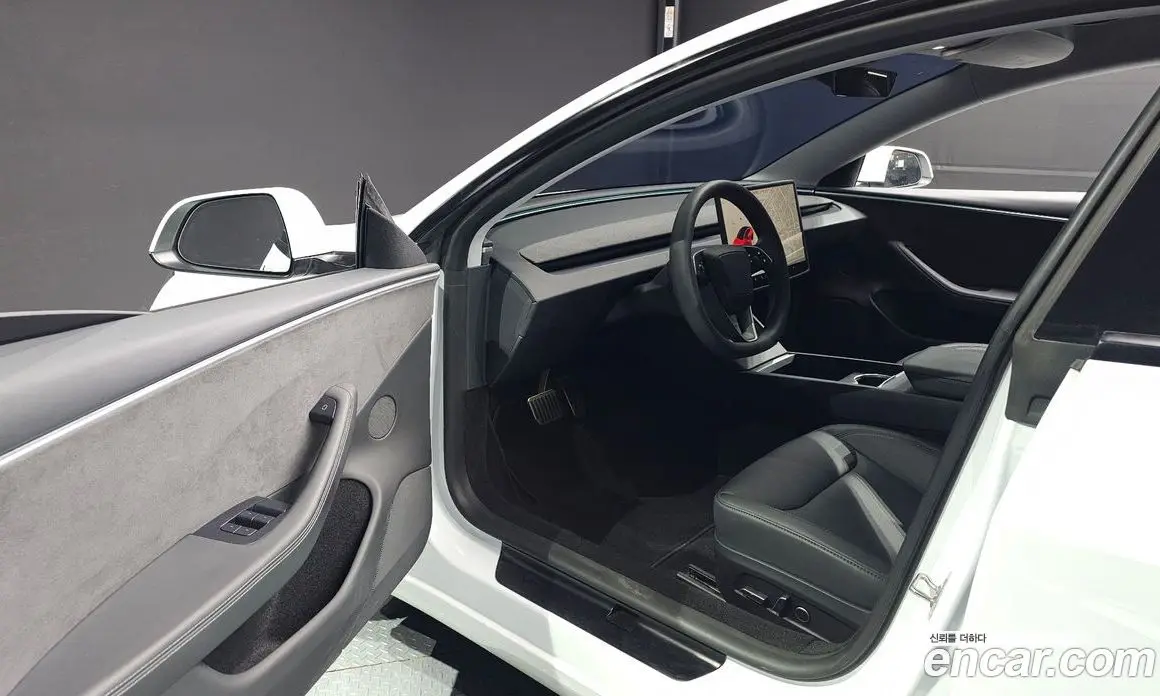 Tesla Model 3 2024 0.2 автомат (гидро), фото 10 Tesla Model 3 2024 0.2 автомат (гидро), фото 10