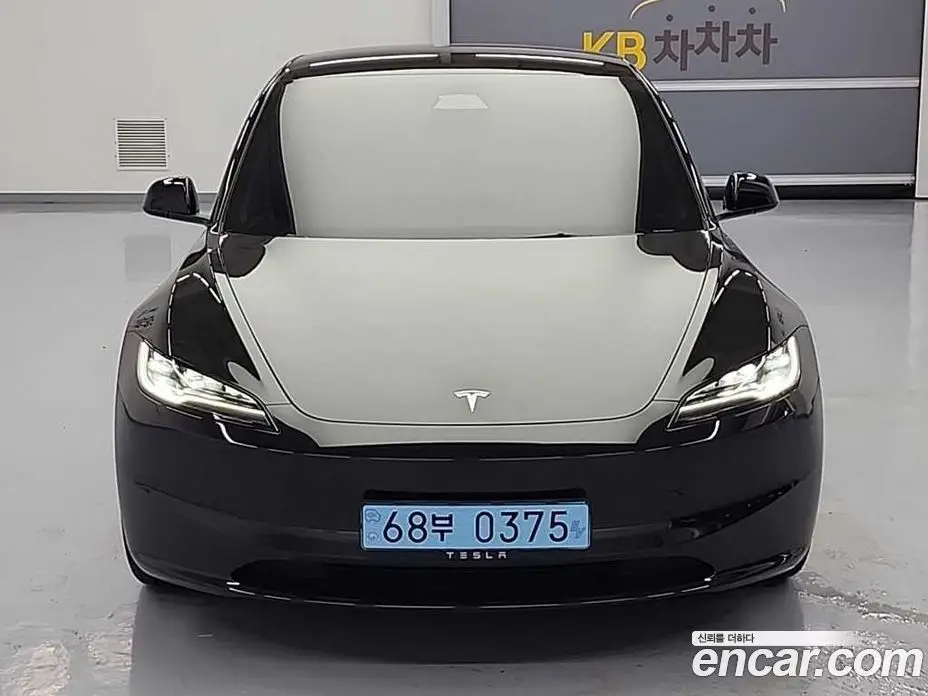 Tesla Model 3 2024 автомат (гидро), фото 2 Tesla Model 3 2024 автомат (гидро), фото 2