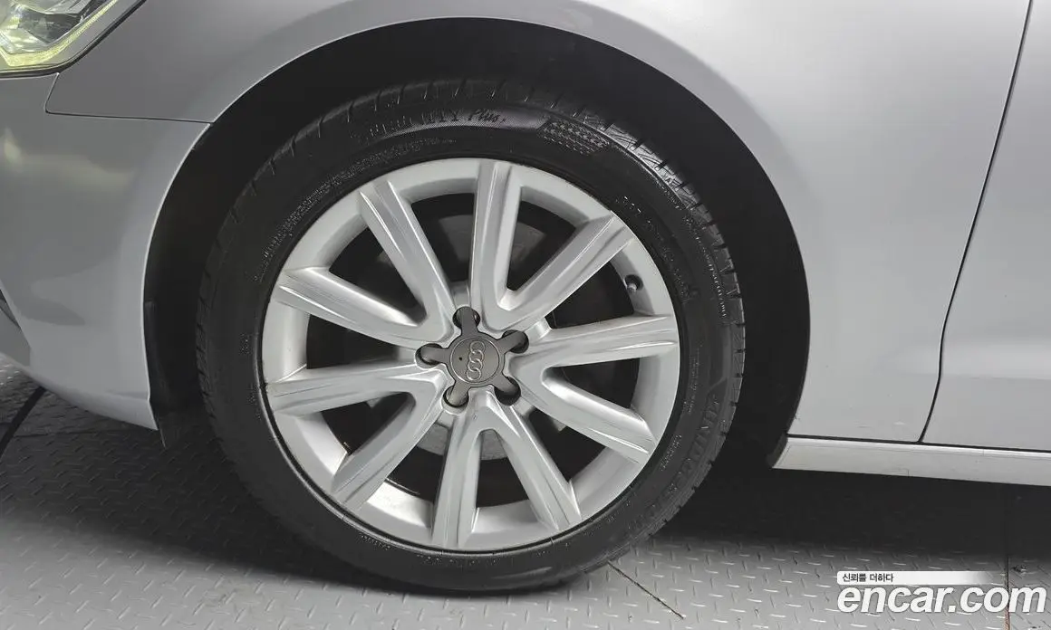 Audi A6 2012 3.0 автомат (гидро), фото 5 Audi A6 2012 3.0 автомат (гидро), фото 5