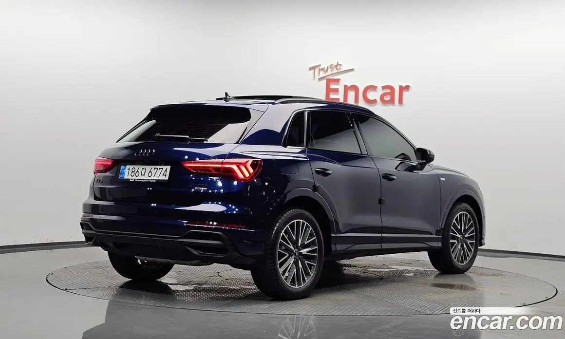 Audi Q3 2025 2.0 автомат (гидро), фото 1 Audi Q3 2025 2.0 автомат (гидро), фото 1