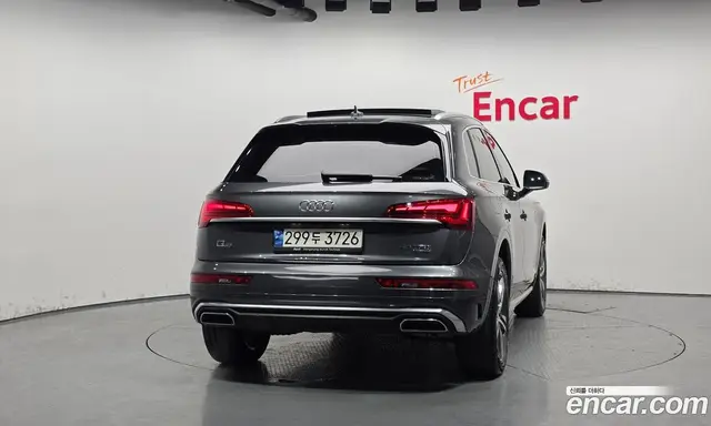Audi Q5 2021 2.0 автомат (гидро), миниатюра 4