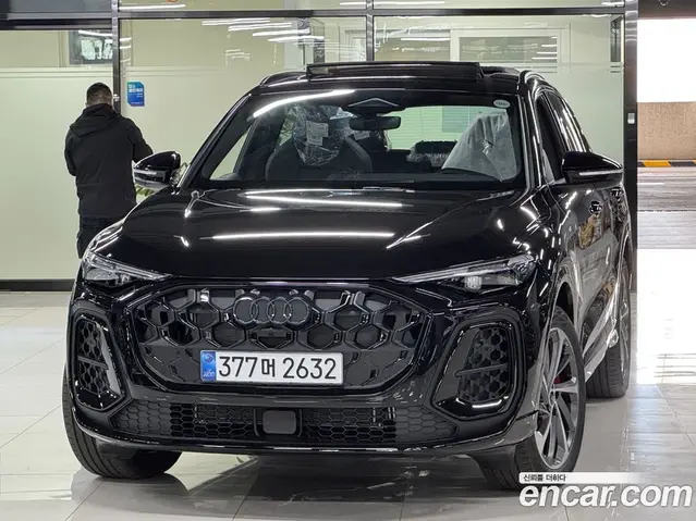 Audi Q5 2025 2.0 автомат (гидро), миниатюра 1 Audi Q5 2025 2.0 автомат (гидро), миниатюра 1