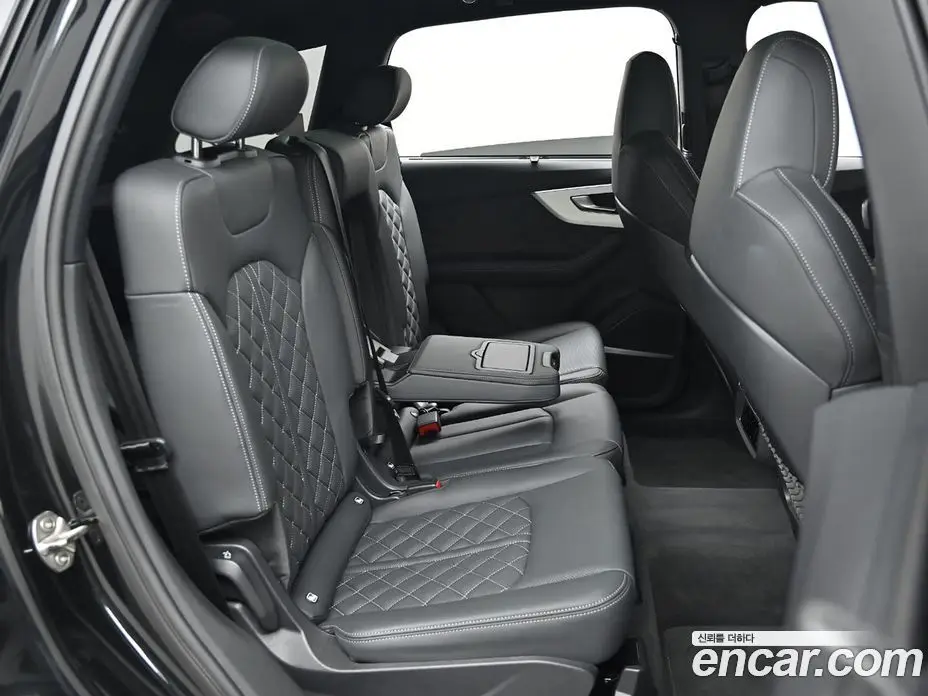 Audi Q7 2025 3.0 автомат (гидро), фото 12 Audi Q7 2025 3.0 автомат (гидро), фото 12