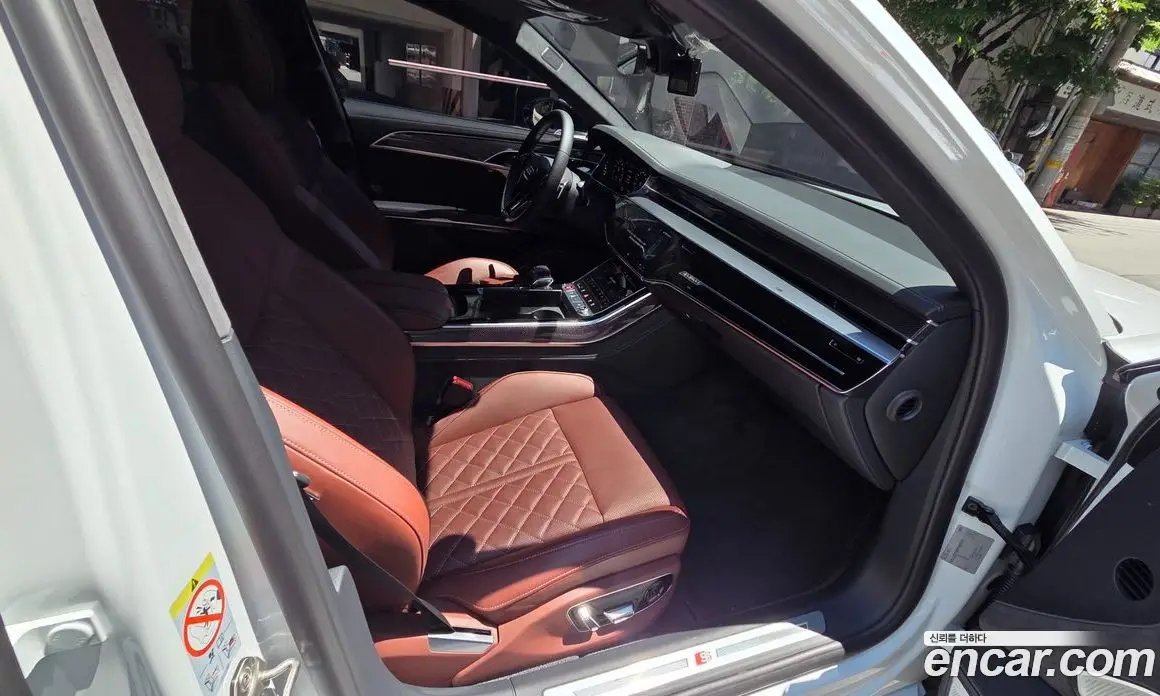 Audi S8 2023 4.0 автомат (гидро), фото 10 Audi S8 2023 4.0 автомат (гидро), фото 10