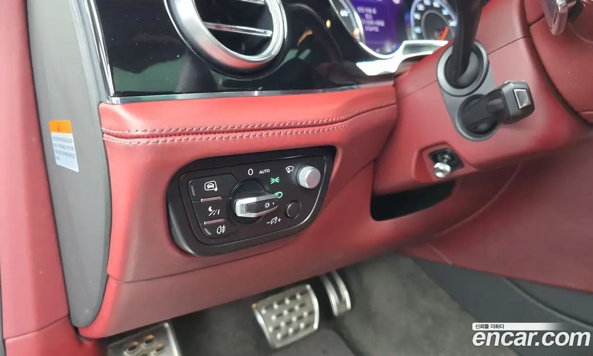 Bentley Bentayga 2020 4.0 автомат (гидро), фото 15