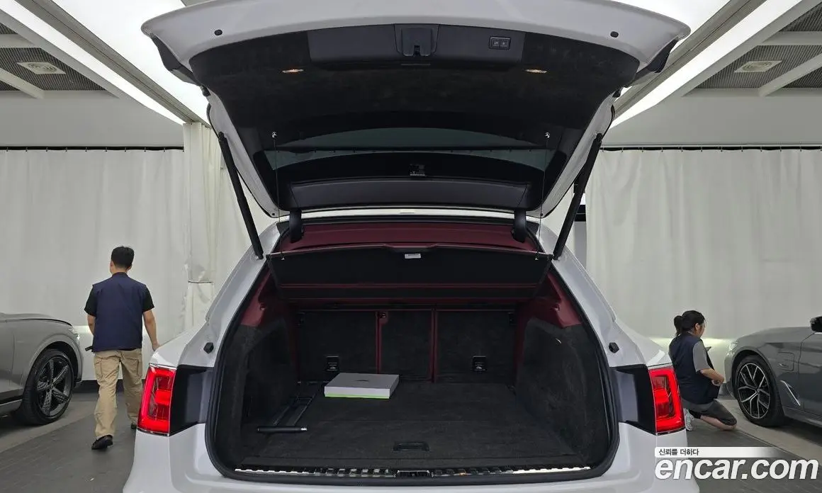 Bentley Bentayga 2020 4.0 автомат (гидро), фото 20