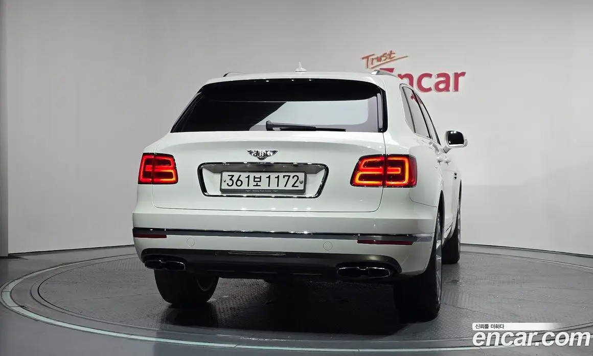 Bentley Bentayga 2020 4.0 автомат (гидро), фото 4