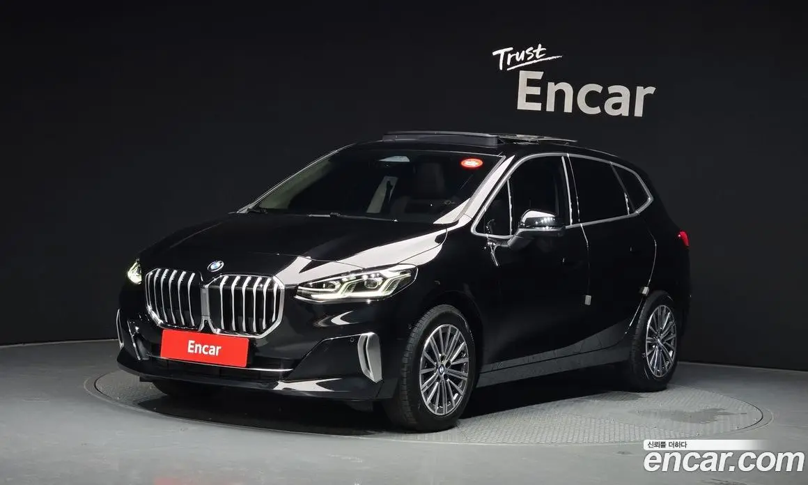 BMW 2 серия 2025 2.0 автомат (гидро), фото 1 BMW 2 серия 2025 2.0 автомат (гидро), фото 1