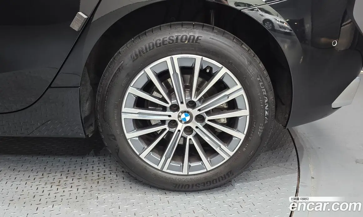 BMW 2 серия 2025 2.0 автомат (гидро), фото 7 BMW 2 серия 2025 2.0 автомат (гидро), фото 7