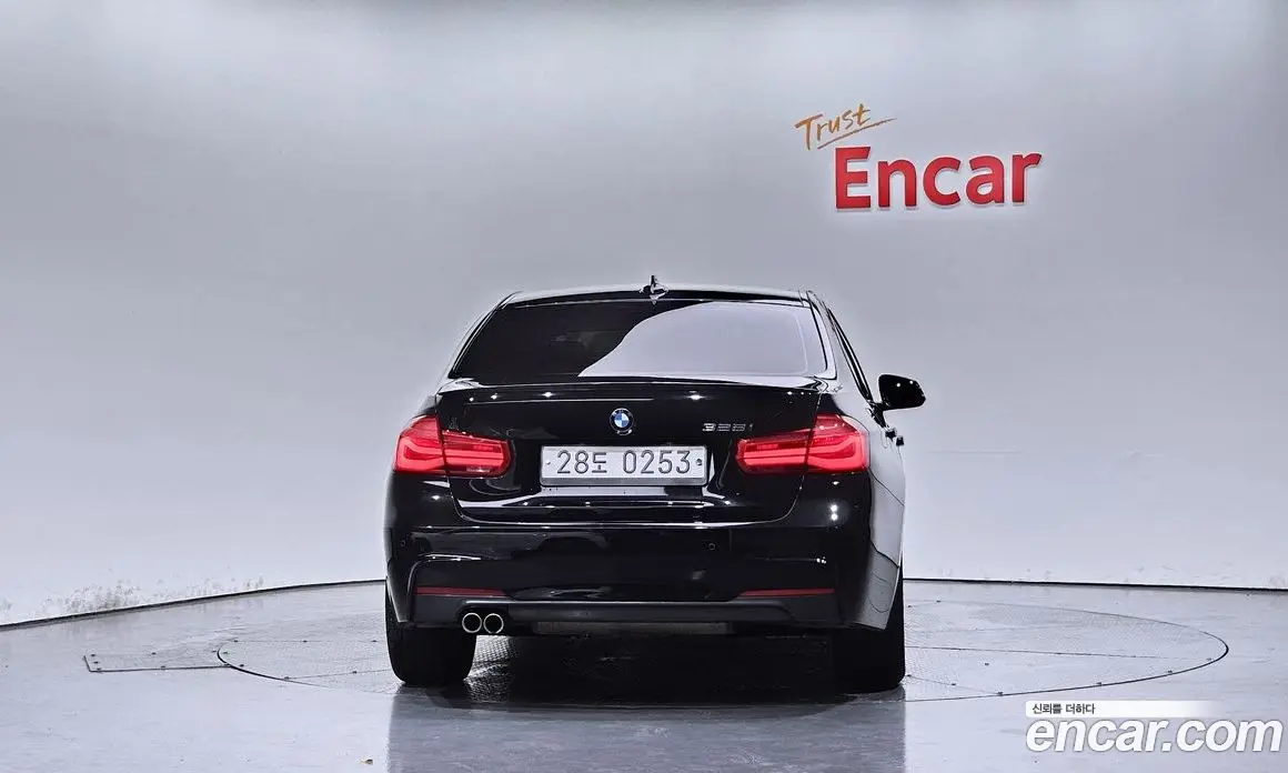 BMW 3 серия 2016 2.0 автомат (гидро), фото 4 BMW 3 серия 2016 2.0 автомат (гидро), фото 4