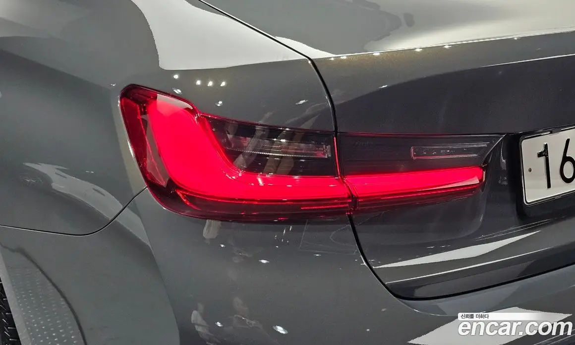 BMW 3 серия 2025 2.0 автомат (гидро), фото 8 BMW 3 серия 2025 2.0 автомат (гидро), фото 8
