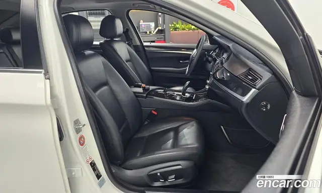 BMW 5 серия 2015 2.0 автомат (гидро), миниатюра 10