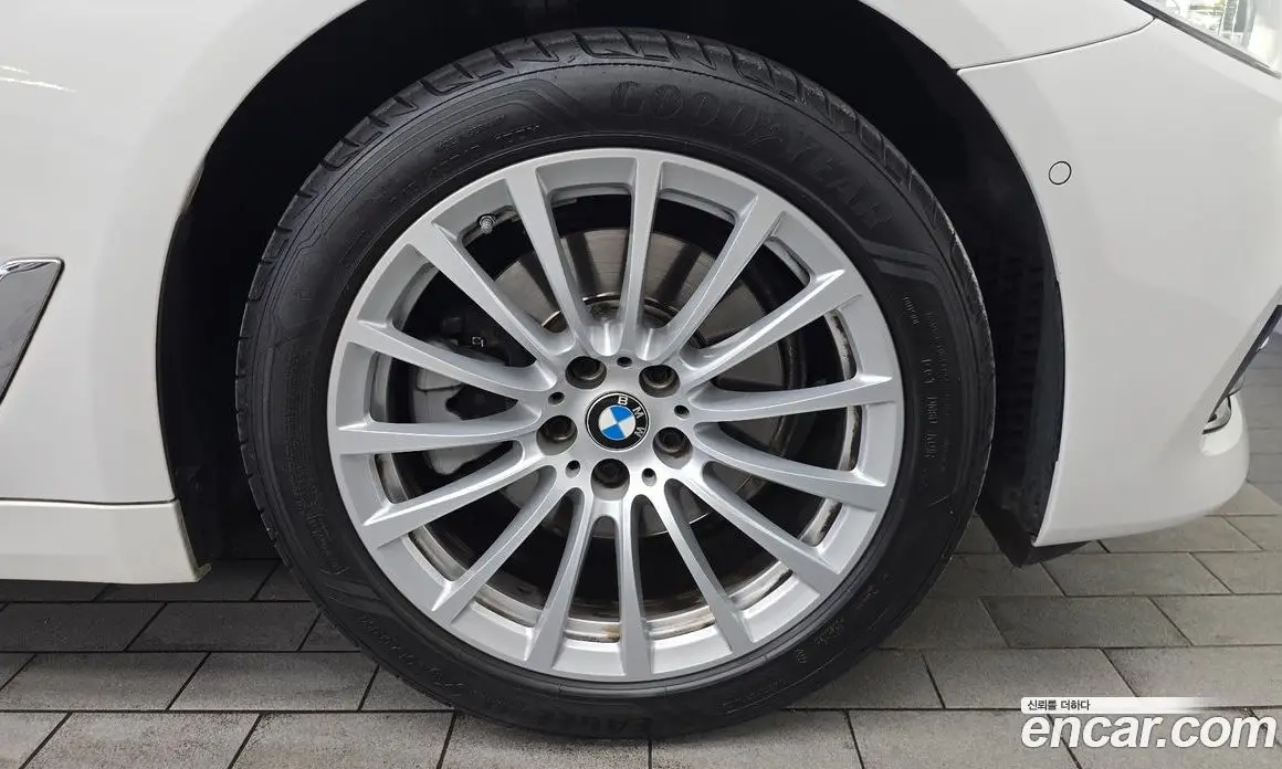 BMW 5 серия 2020 2.0 автомат (гидро), фото 7