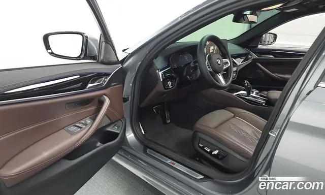 BMW 5 серия 2023 2.0 автомат (гидро), миниатюра 10 BMW 5 серия 2023 2.0 автомат (гидро), миниатюра 10